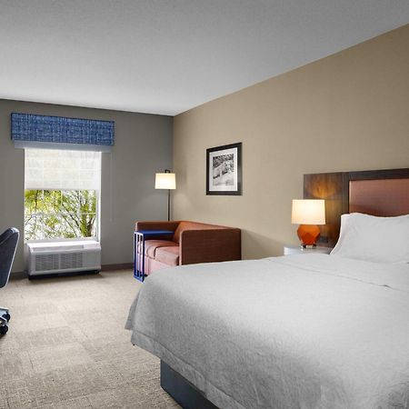 Hampton Inn & Suites State College At Williamsburg Square Zewnętrze zdjęcie