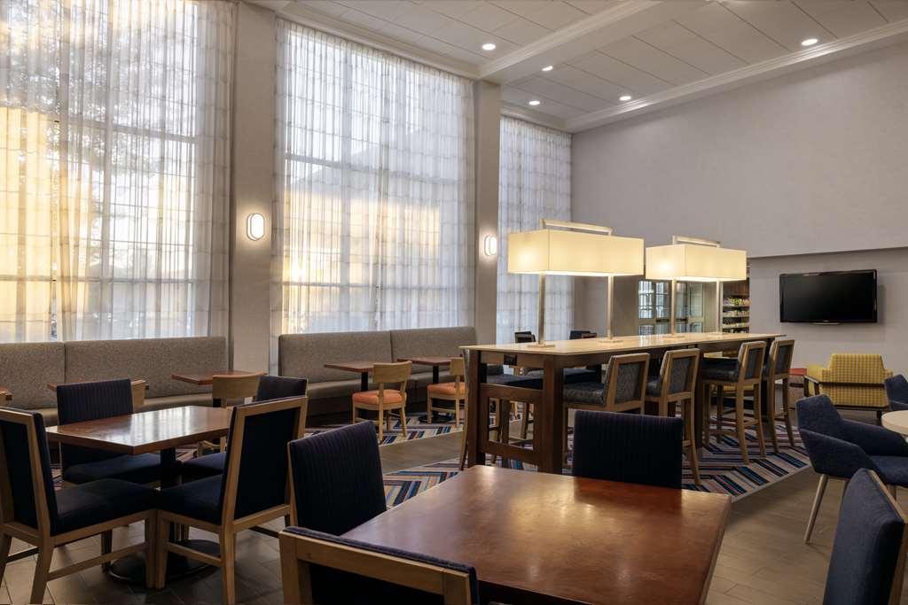 Hampton Inn & Suites State College At Williamsburg Square Restauracja zdjęcie