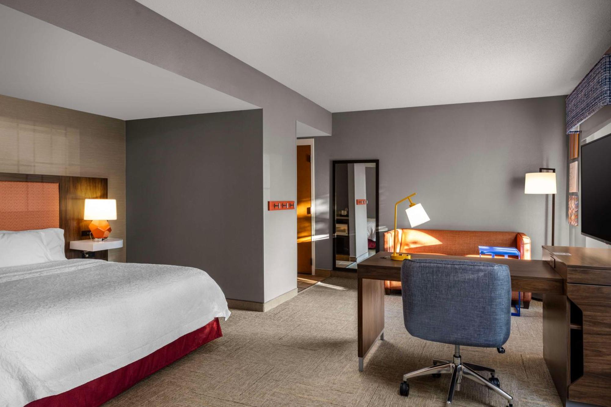 Hampton Inn & Suites State College At Williamsburg Square Zewnętrze zdjęcie