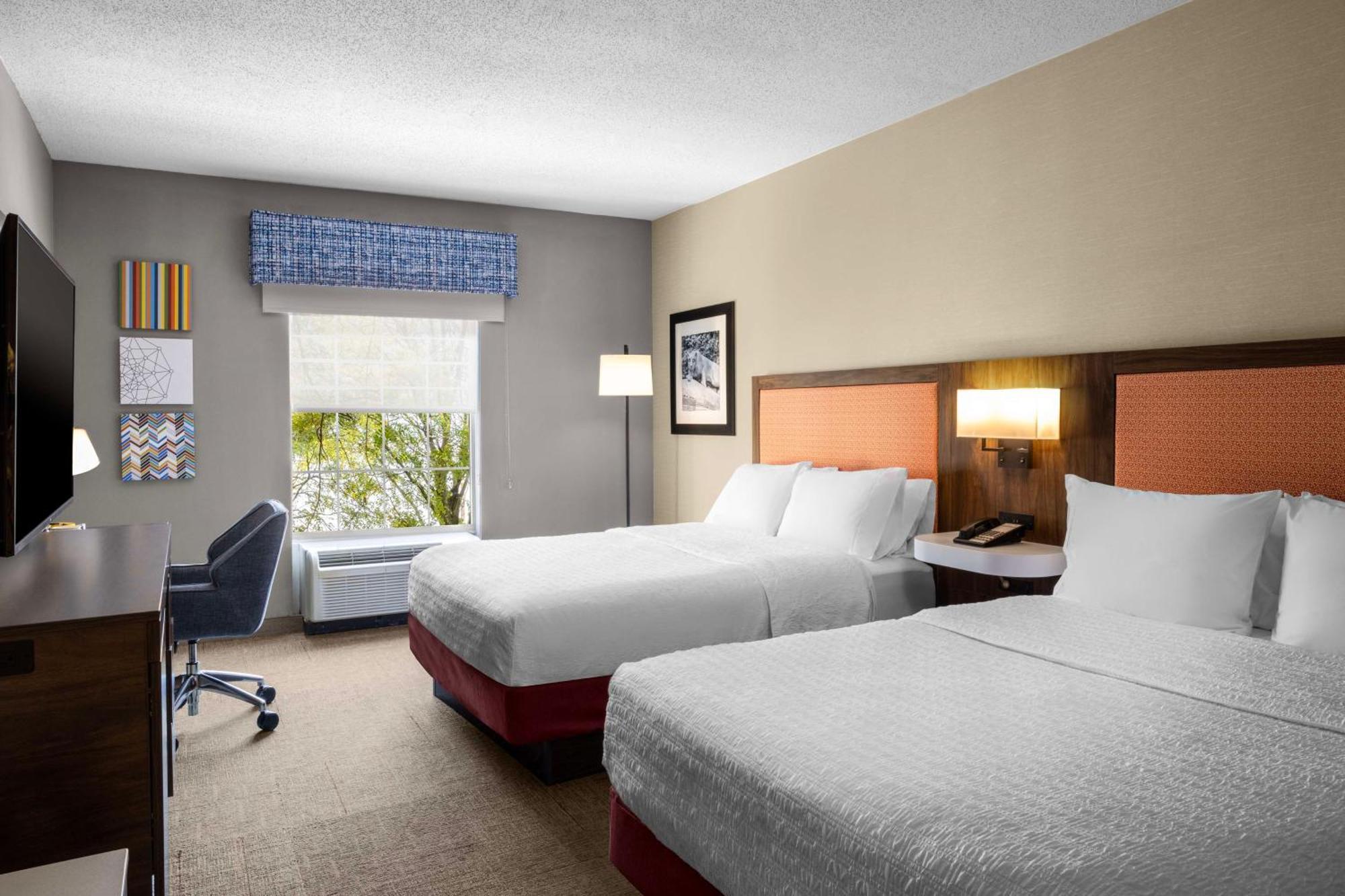 Hampton Inn & Suites State College At Williamsburg Square Zewnętrze zdjęcie