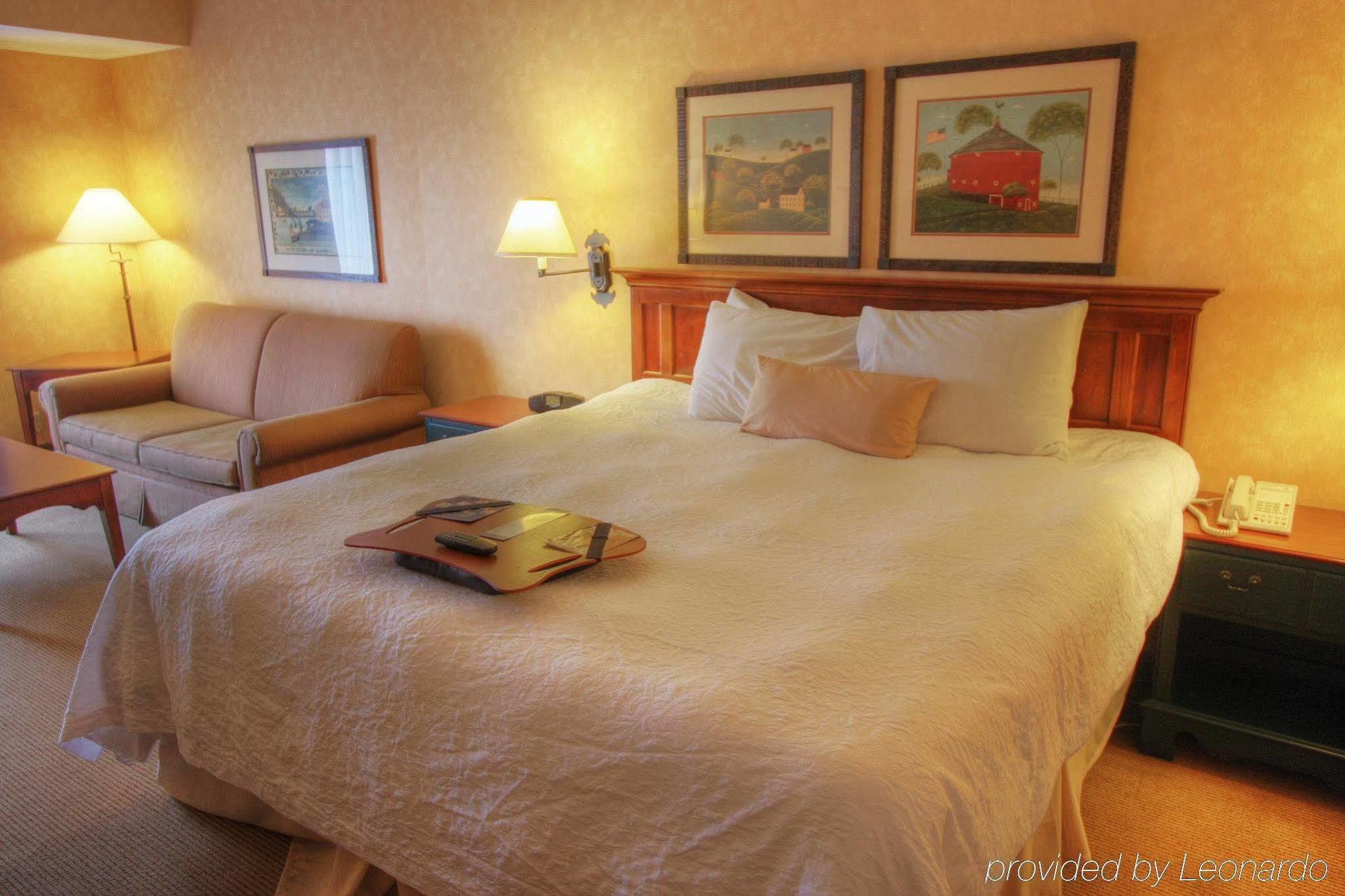 Hampton Inn & Suites State College At Williamsburg Square Pokój zdjęcie